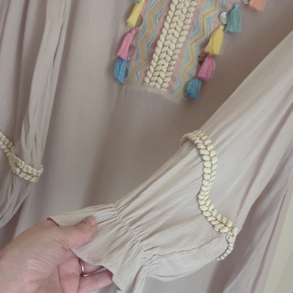 Soft Surroundings Beige Tassel V-Neck Beautiful and Unique Tunic Light Weight - Picture 7 of 8